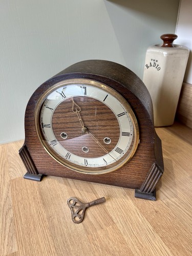 Antique art deco smiths - art,