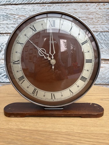 Vintage smiths art - deco, mantel