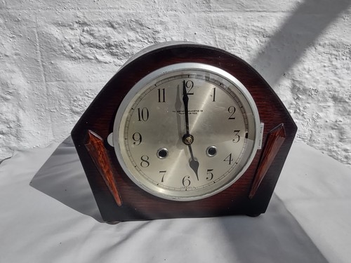 Vintage striking mantle clock