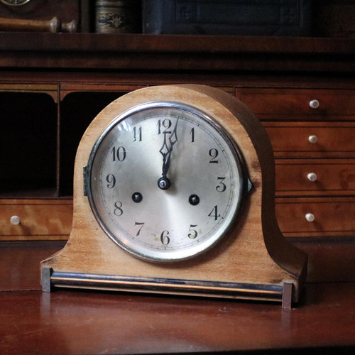 Art deco mantel clock oak - mantel,