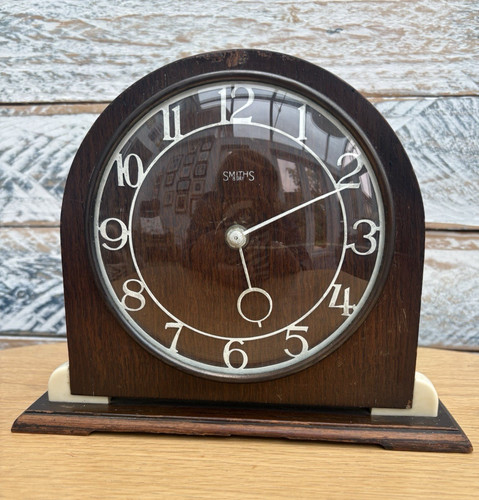Vintage smiths wooden cream - smiths,