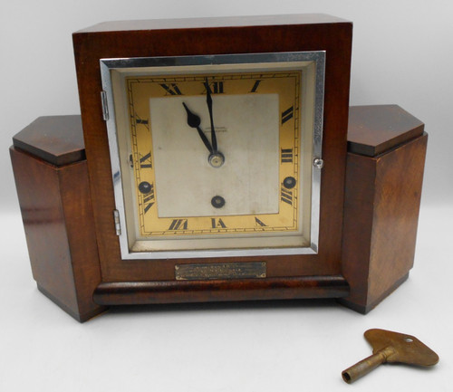Wooden mantle clock armstrong - wooden,