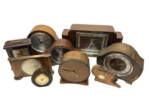 Vintage wooden mantel clock - vintage,
